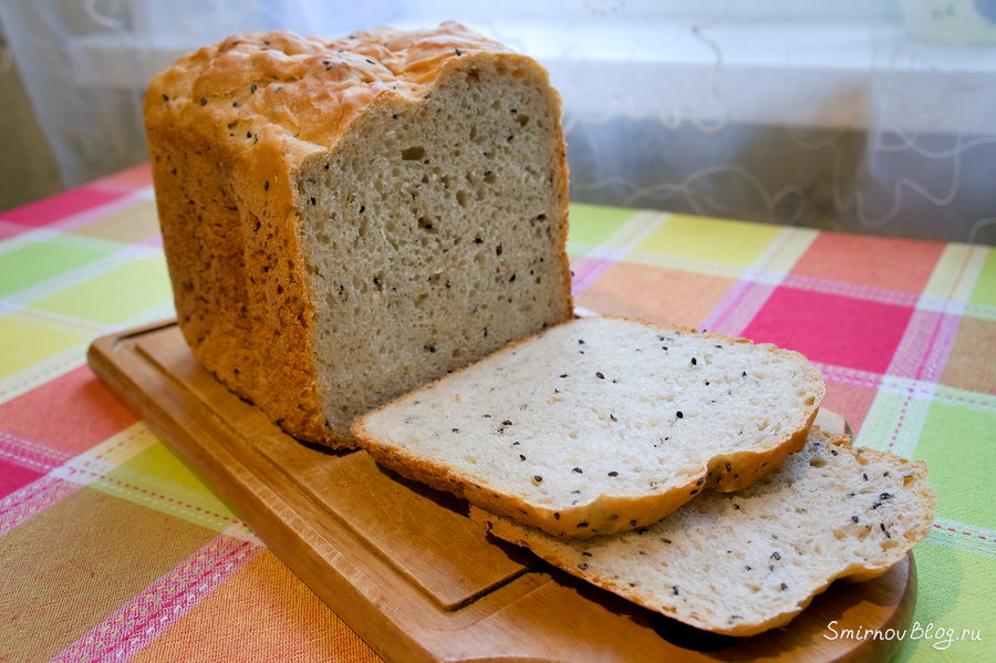 Пшеничный хлеб из цельнозерновой муки на закваске в хлебопечке. Рецепт