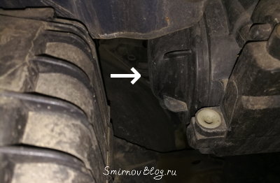 Замена лампы ближнего света на VW Touran 1T2