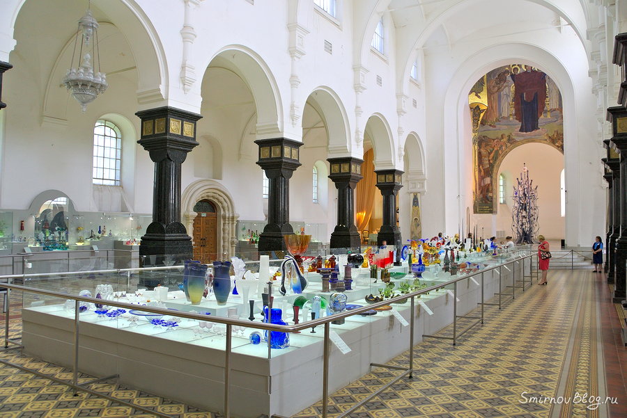 Музей Хрусталя, Георгиевский собор в г. Гусь-Хрустальный Музей Хрусталя в Георгиевском соборе, Гусь-Хрустальный