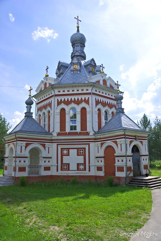 Храм-часовня святой Великомученицы Варвары в Гусь-Хрустальном Варваринский храм-часовня | Гусь-хрустальный