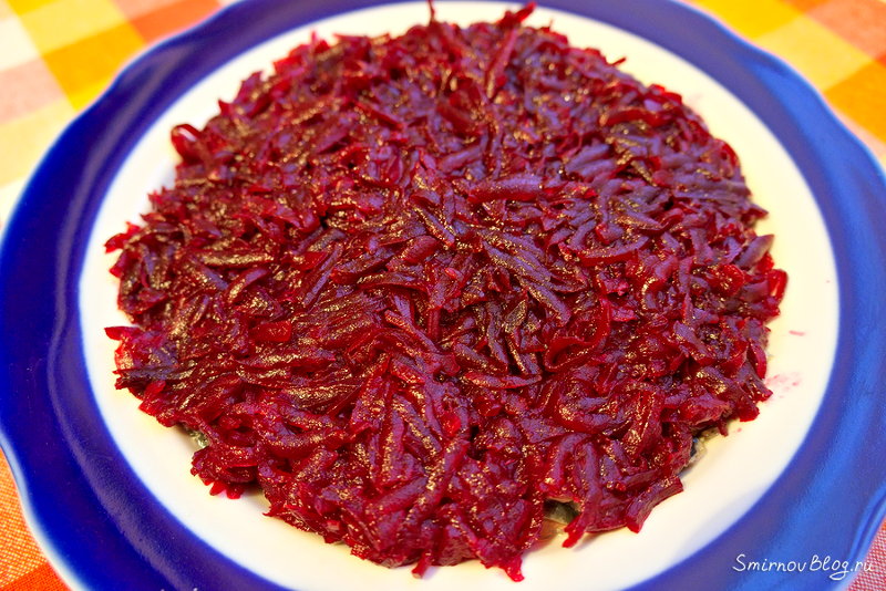Иваси под шубой. Рецепт Тертая варёная свёкла для рецепта иваси под шубой