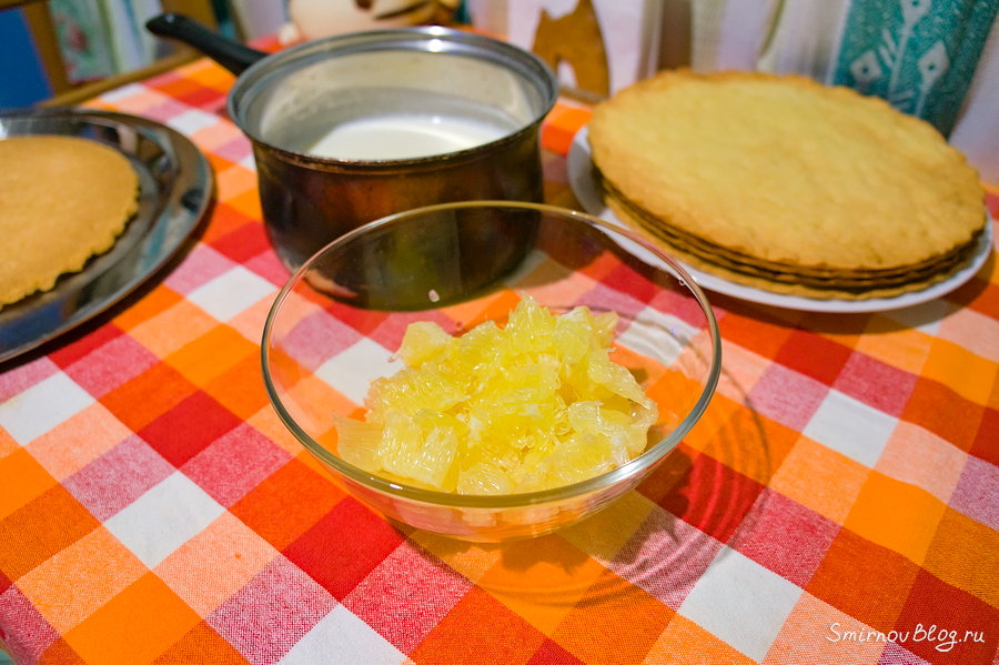 Печём домашний пирог "Лимонник" с заварным кремом