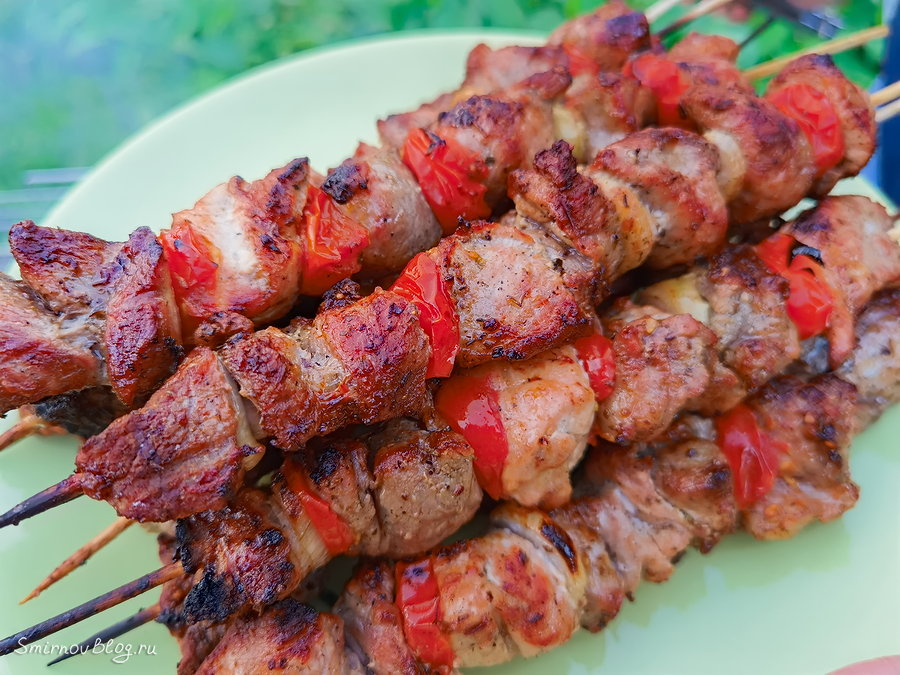 Свиная шейка идеально подходит для шашлыка