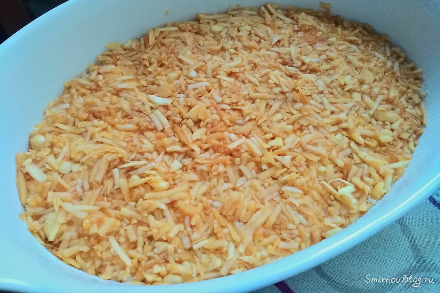 Насыпной яблочный пирог с манкой