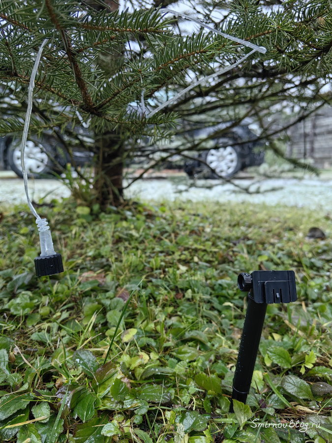 Уличная гирлянда на солнечной батарее со съёмным блоком управления Блок управления этой гирлянды можно отсоединить и зарядить дома