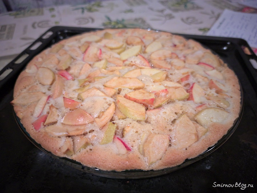 Рецепт вкусной яблочной шарлотки Шарлотка с яблоками выпеченная в духовке