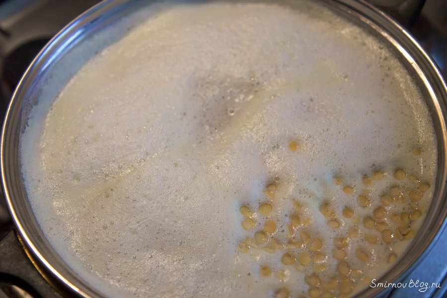 Варим гороховый суп с копчёной грудинкой