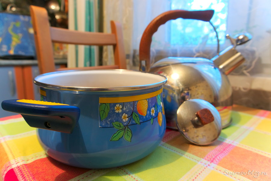 Как отмыть кастрюлю от нагара Простой способ отмыть кастрюлю и чайник от нагара - вода и хозяйственное мыло