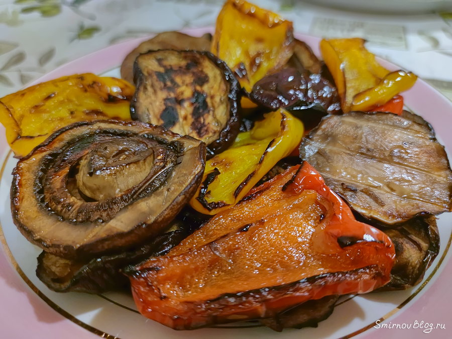 Овощи гриль на мангале