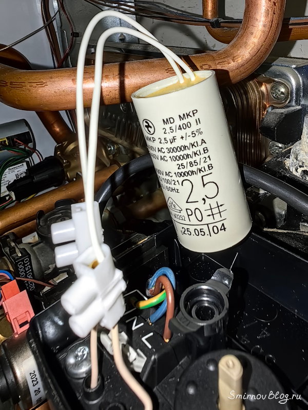 Замена конденсатора на циркуляционном насосе газового котла