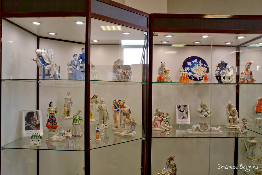 Экспонаты в музее Дулёвского фарфора в Ликино-Дулёво